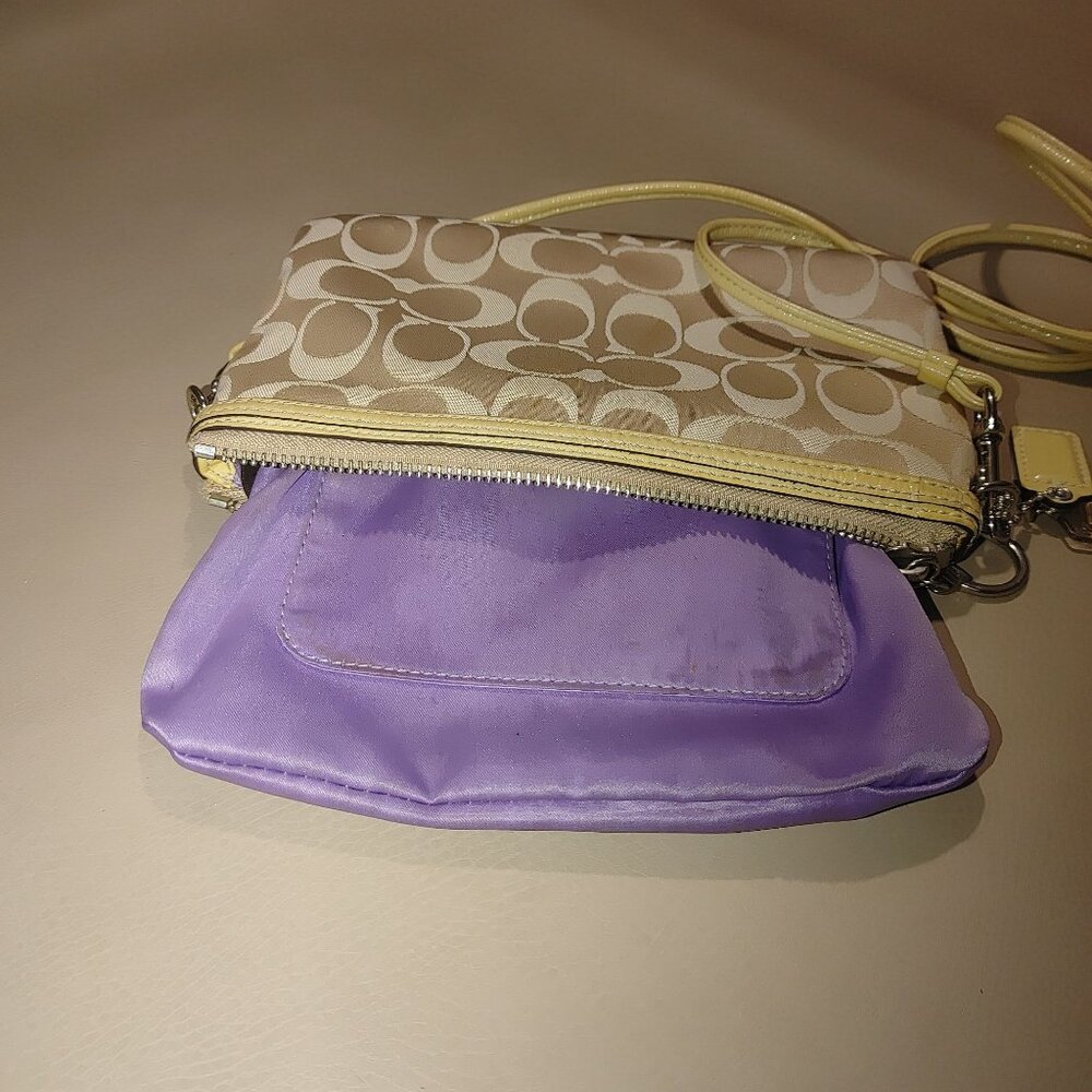 Coach Signature Logo Poppy Beige Yellow Crossbody Wristlet Purse Convertible - Picture 12 of 12